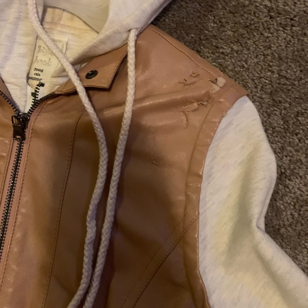 Beige Jacket - Picture 2 of 5